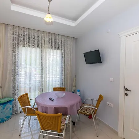 Gunes Icmeler Shared Pool مرمريس